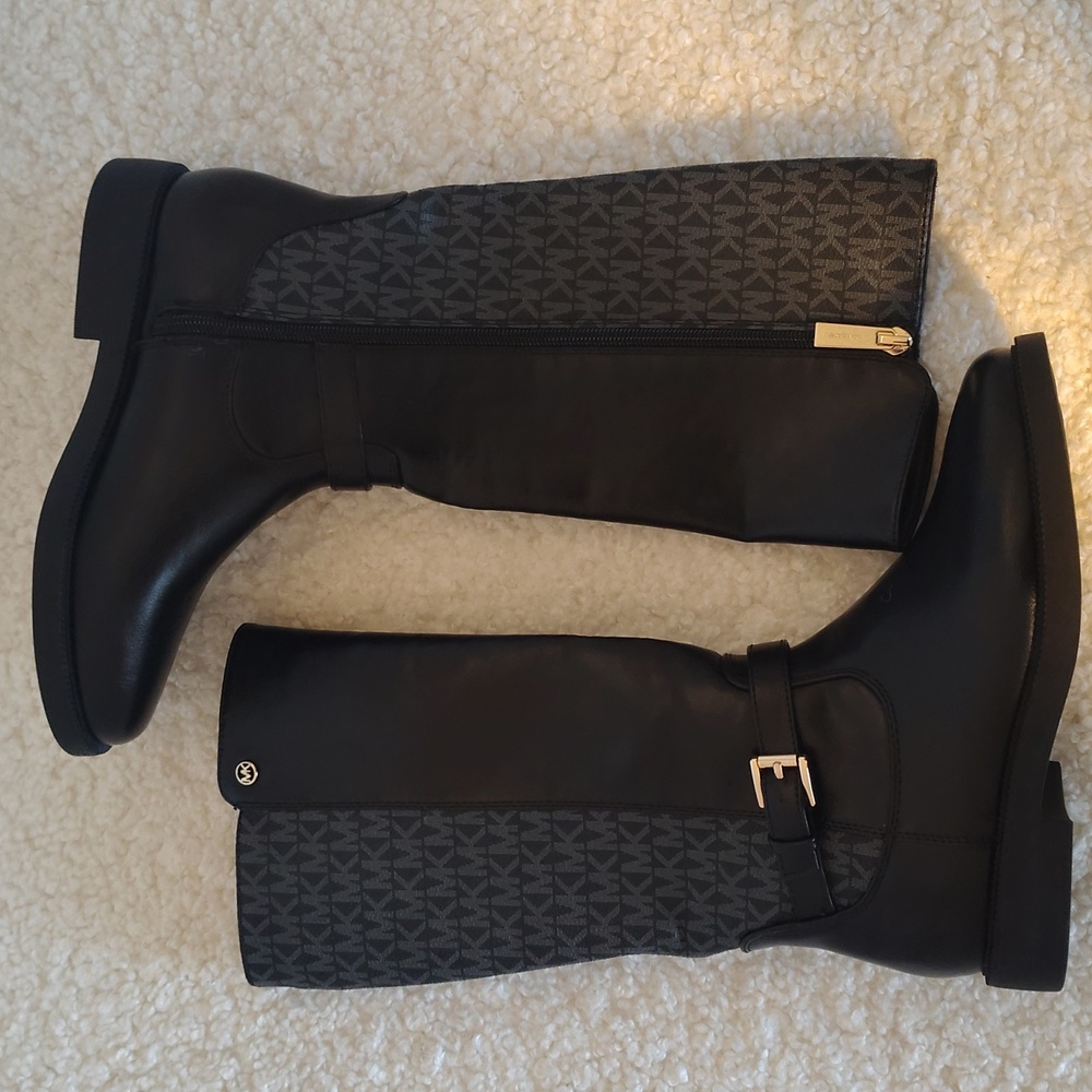 Michael Kors Black Knee-High Boots. Size 5 M - Picture 3 of 9